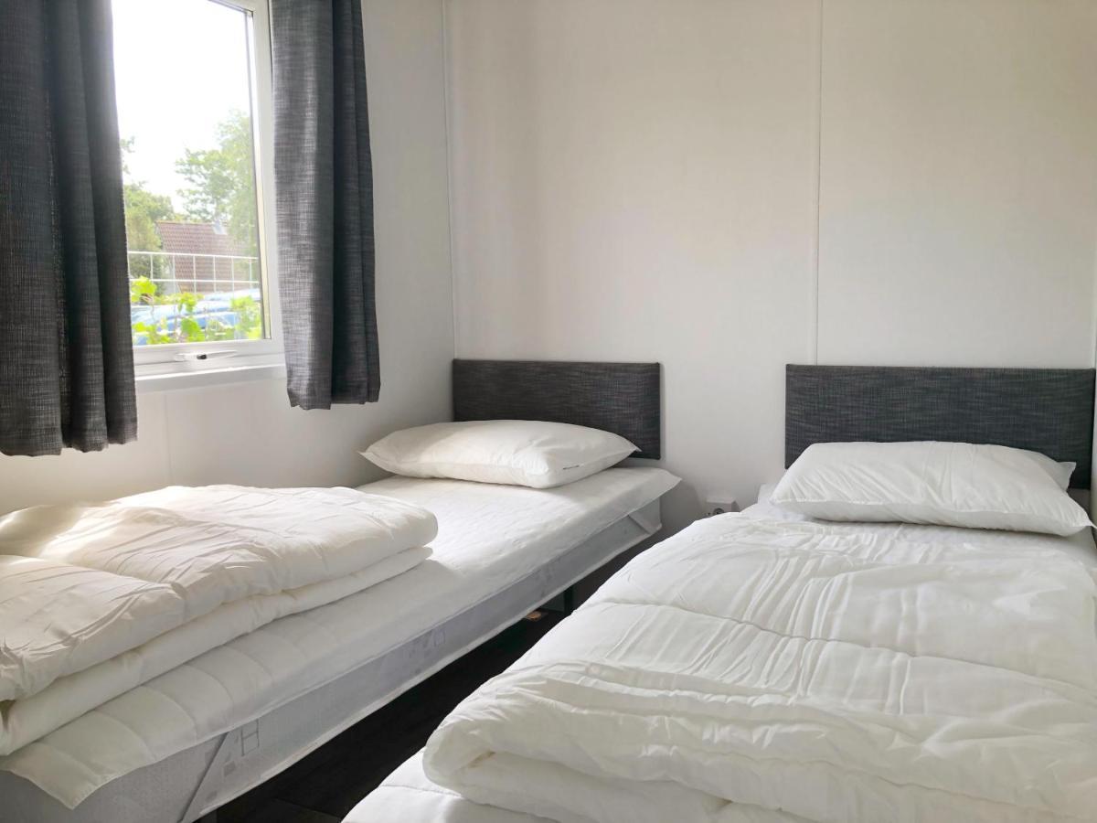 Chalet 579 Op Recreatiepark De Wielen Sint Maarten Exteriör bild